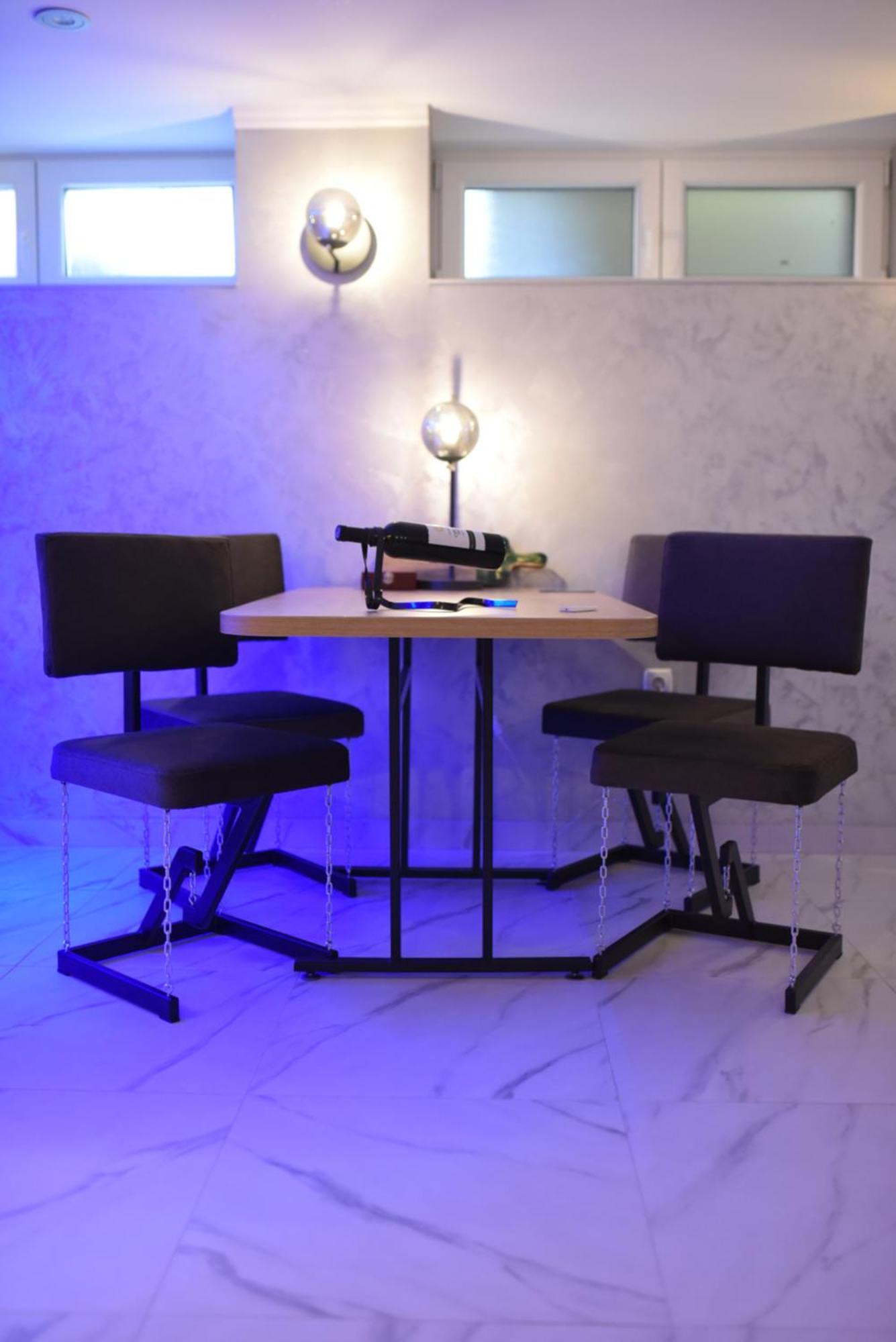 La Luna Premium Deluxe Apartment With Free Jacuzzi, Bikes & Covered Parking Nasice Екстериор снимка